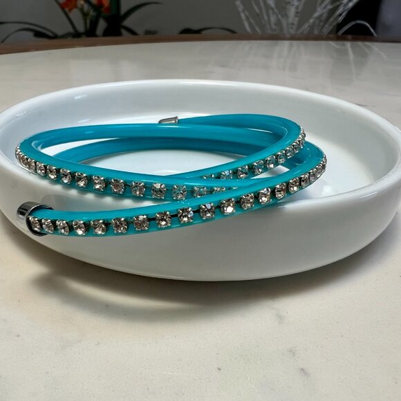 SALE!  Beautiful Black, Green and Blue Wrap Bracelets - Picture 4 of 7